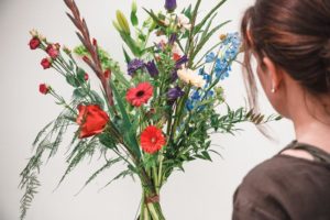 Wildboeket met gemengde kleuren