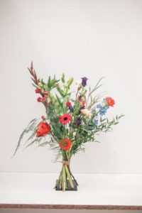 Wildboeket met gemengde kleuren